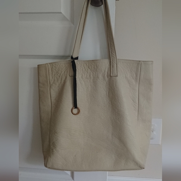 Henri Lou Handbags - Henri Lou cream color Leather Hobo bag